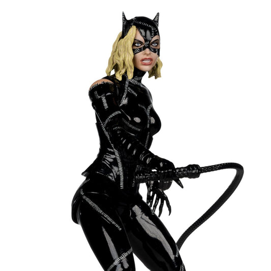 DC Multiverse Deluxe Theatrical Edition Batman Returns Battle Damaged Catwoman