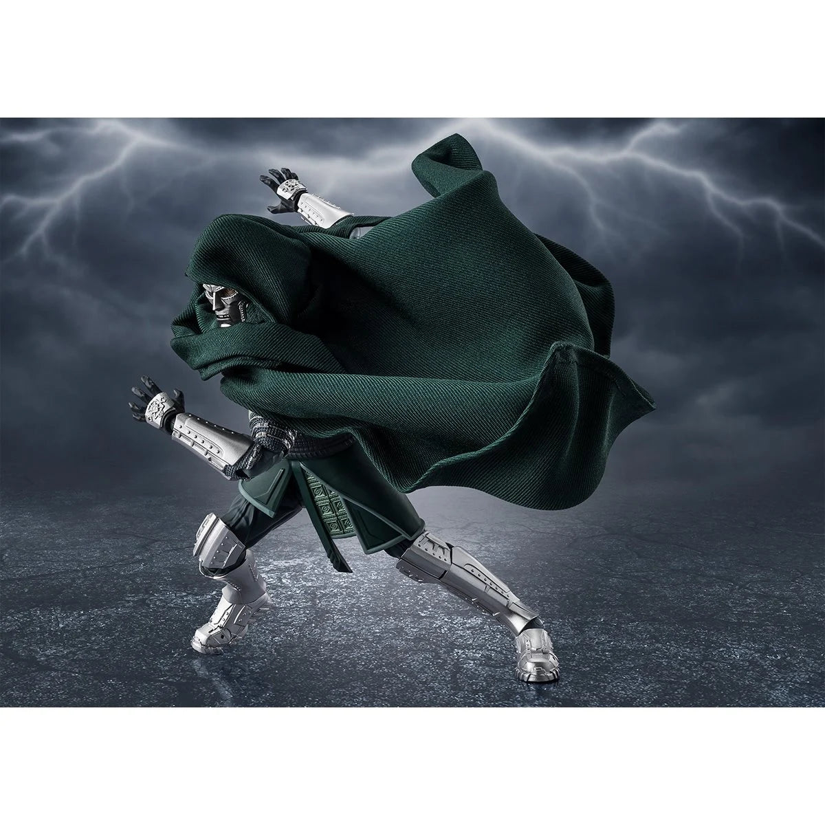 [$99.99] Avengers: Doomsday Doctor Doom S.H.Figuarts Action Figure